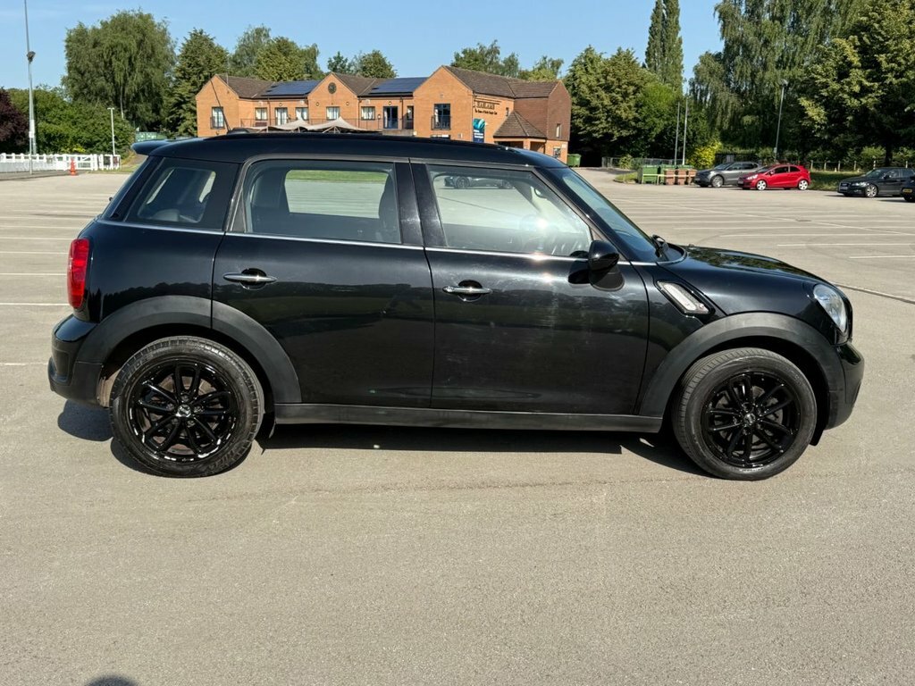 Mini Countryman 1.6L One White #19