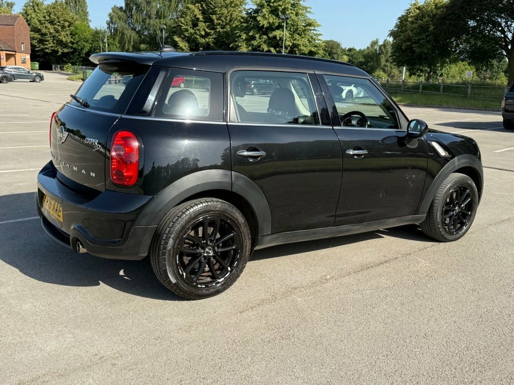 Mini Countryman 1.6L One White #22