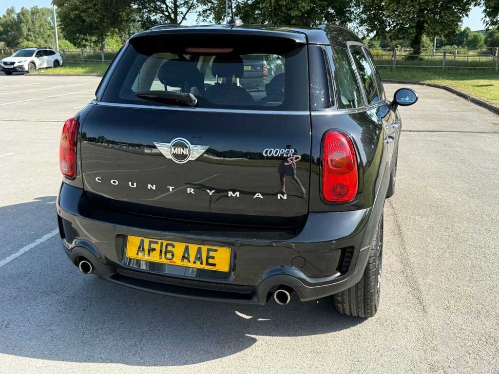 Mini Countryman 1.6L One White #26
