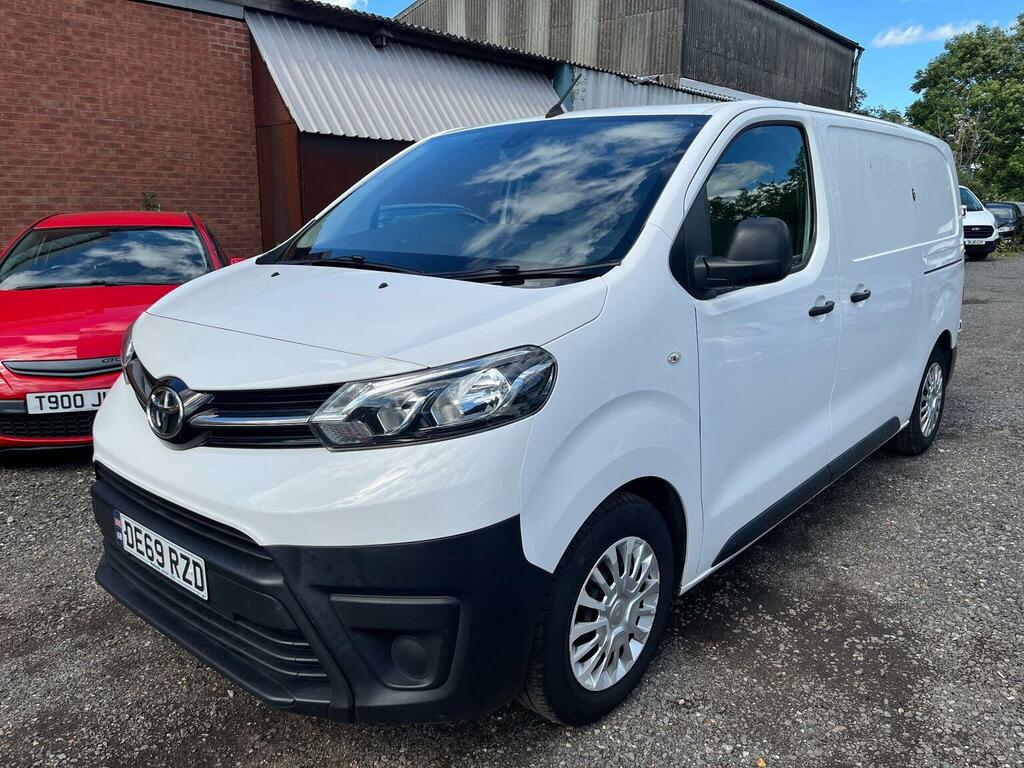 Toyota PROACE 1.5D Icon Medium Panel Van Mwb Euro 6 6Dr DE69RZD White #3