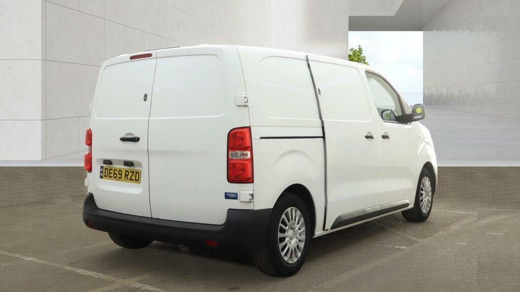 Toyota PROACE Panel Van 1.5D Icon Medium Panel Van Mwb Euro 6 6D White #4