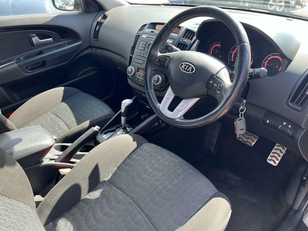 Kia Ceed 1.6 Crdi 3 Euro 5 Silver #37