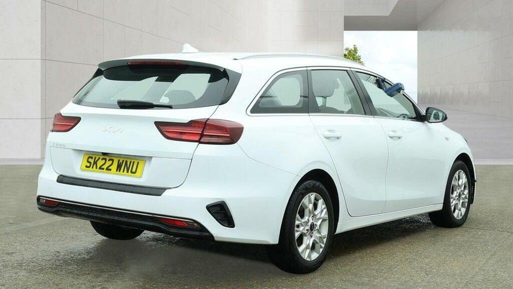 Kia Ceed 1.6 Crdi Mhev 2 Nav Sportswagon Euro 6 Ss White #4