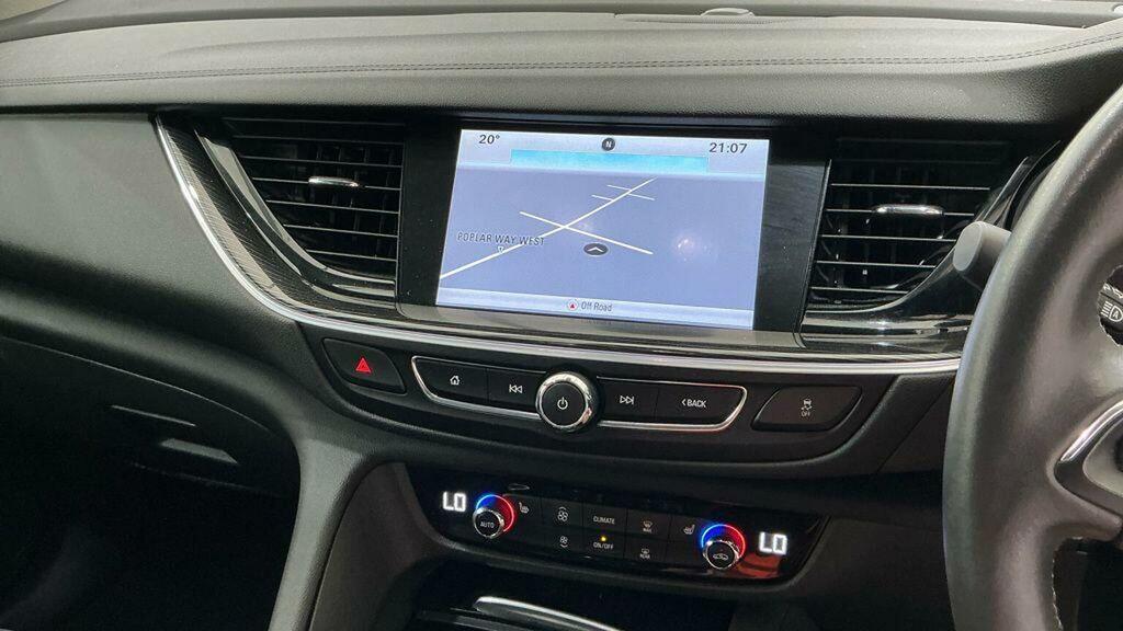 Vauxhall Insignia Sri Vx-line Nav Red #10