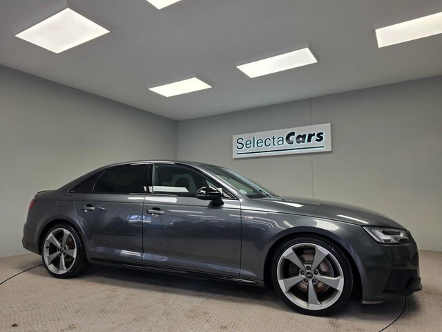 Audi A4 2.0 Tfsi 35 Black Edition Saloon S Tron Black #4