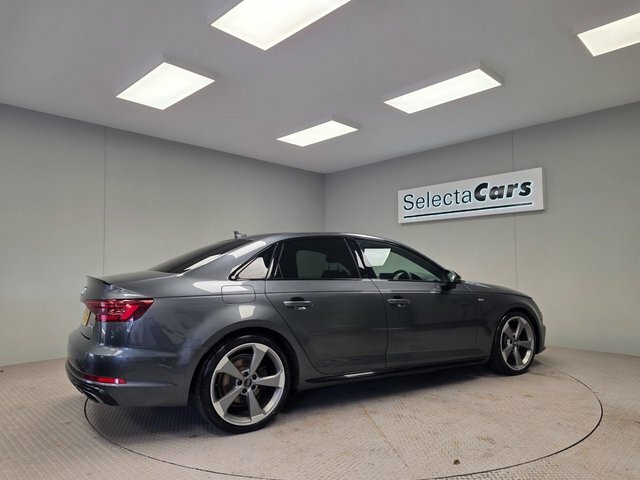 Audi A4 2.0 Tfsi 35 Black Edition Saloon S Tron Black #6