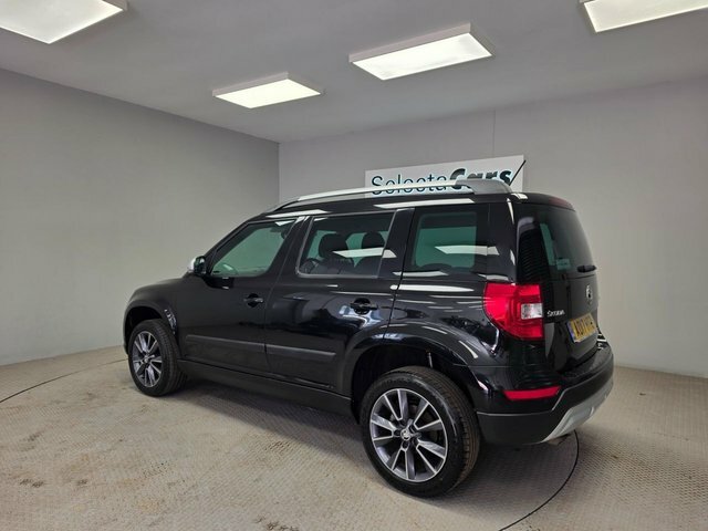 Skoda Yeti 1.2 Tsi Se L Drive Outdoor Euro Black #2