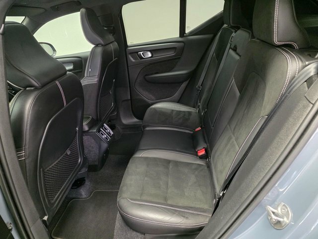 Volvo XC40 Core, B3 Mild Hybrid, Black #39