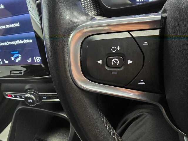 Volvo XC40 Core, B3 Mild Hybrid, Black #24