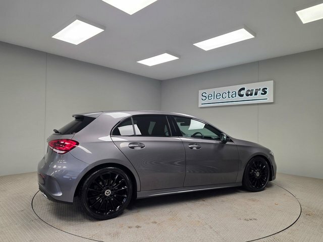 Mercedes-Benz A Class 1.3 A200 Amg Line Night Edition Premium Plus Hat Black #6