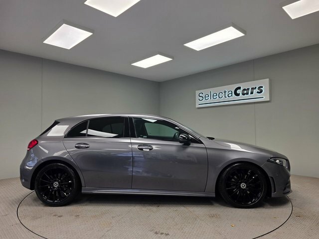 Mercedes-Benz A Class 1.3 A200 Amg Line Night Edition Premium Plus Hat Black #5