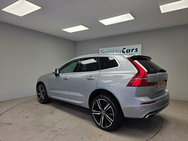 Volvo XC60 2.0 D5 Powerpulse R-design Pro Suv Silver #2