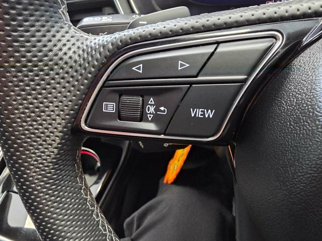 Audi A4 Avant A4 Black Edition 35 Tfsi Mhev Black #26
