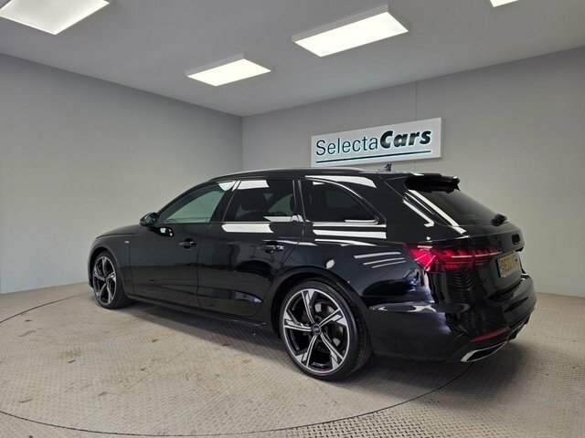 Audi A4 Avant A4 Black Edition 35 Tfsi Mhev Black #37