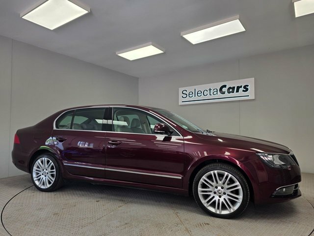Skoda Superb 2.0 Tdi Elegance Hatchback Dsg Euro 5 Red #4