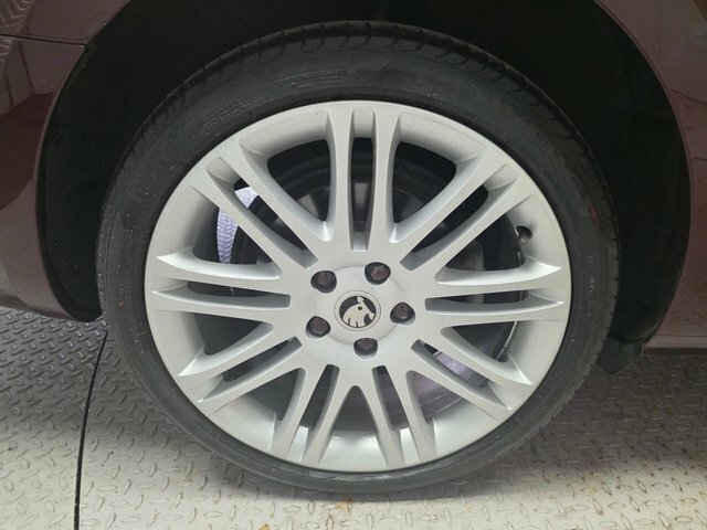 Skoda Superb 2.0 Tdi Elegance Euro 5 Ss  #14