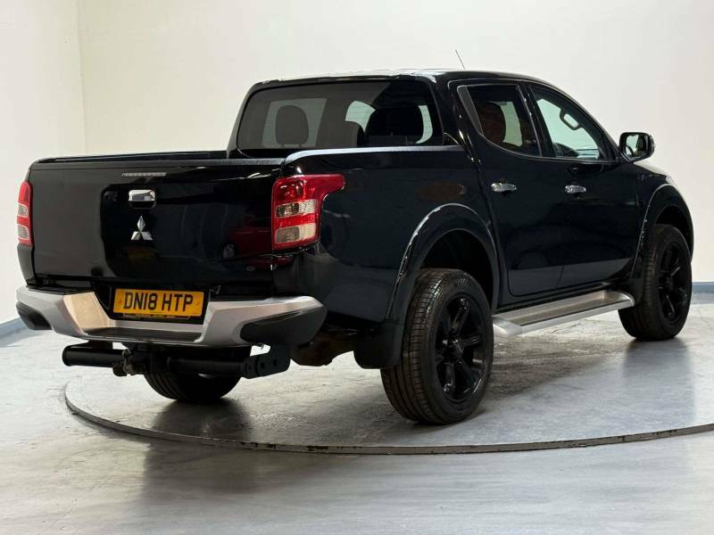 Mitsubishi L200 2.4 L200 Warrior Di-d 4Wd Black #6