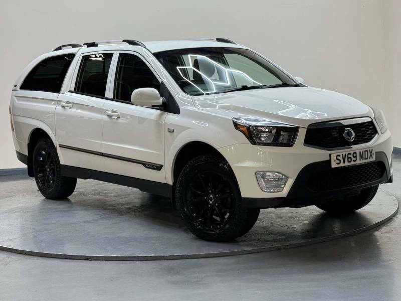 SsangYong Musso 2.2 Musso Ex 4Wd White #2