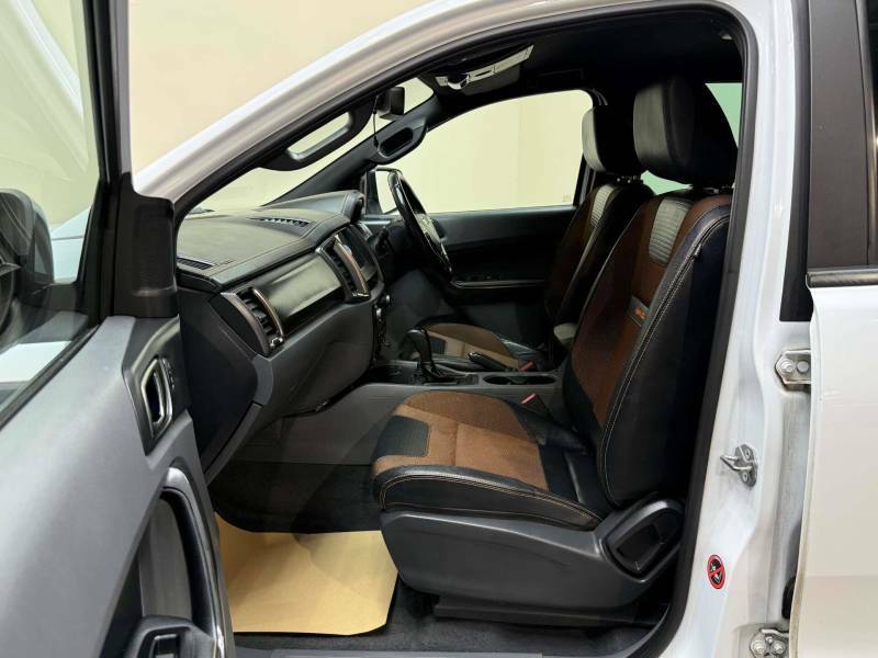 Ford Ranger Double Cab Black Sip Limited 2 2.2Tdci 160Ps 6Spd Black #30