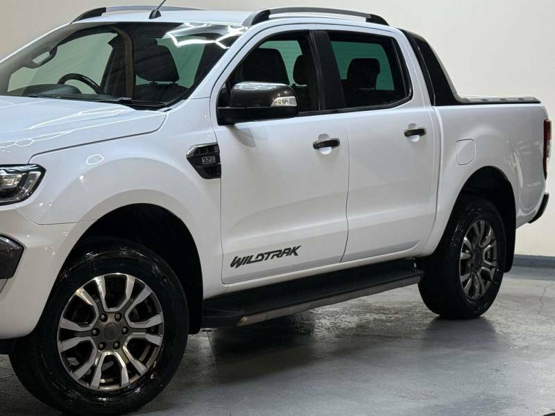 Ford Ranger Double Cab Black Sip Limited 2 2.2Tdci 160Ps 6Spd Black #49