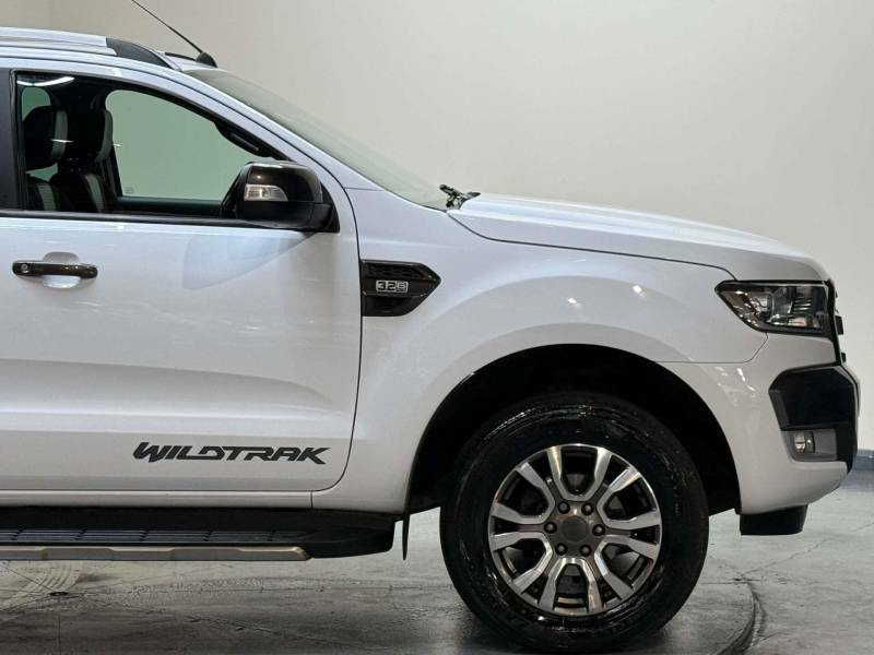 Ford Ranger Double Cab Black Sip Limited 2 2.2Tdci 160Ps 6Spd Black #39