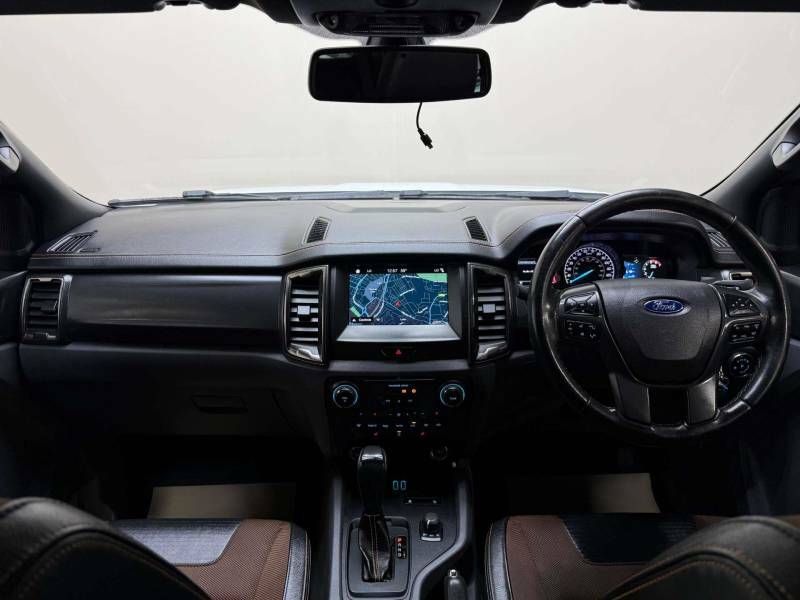 Ford Ranger Double Cab Black Sip Limited 2 2.2Tdci 160Ps 6Spd Black #57