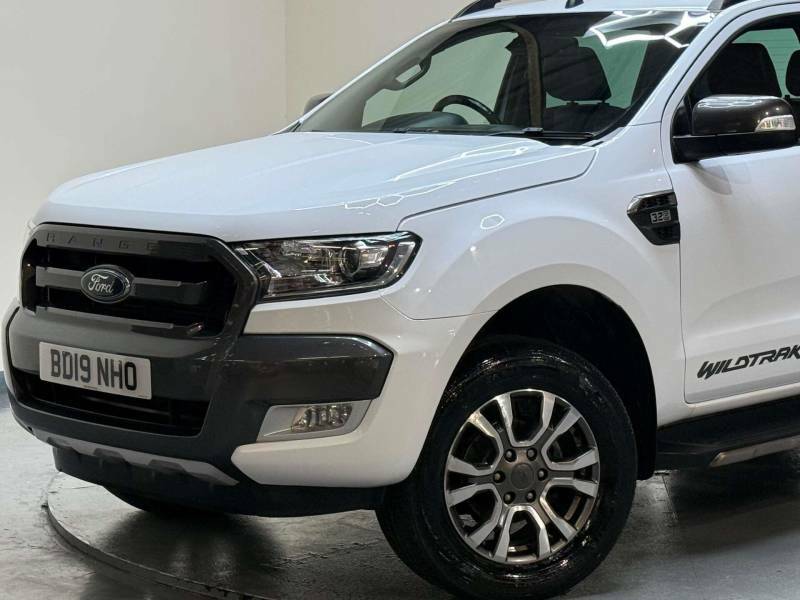 Ford Ranger Double Cab Black Sip Limited 2 2.2Tdci 160Ps 6Spd Black #48