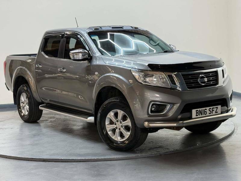 Nissan Navara 2.3 Np300 Navara Acenta Dci 4Wd BN16SFZ Grey
