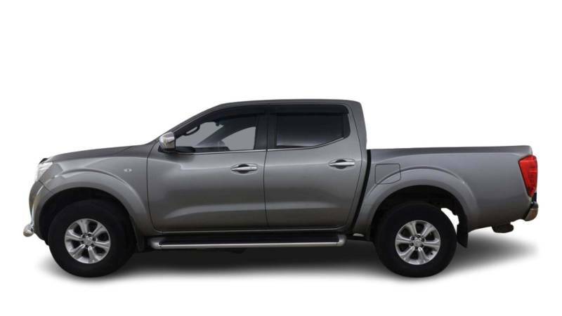 Nissan Navara 2.3 Np300 Navara Acenta Dci 4Wd Grey #3