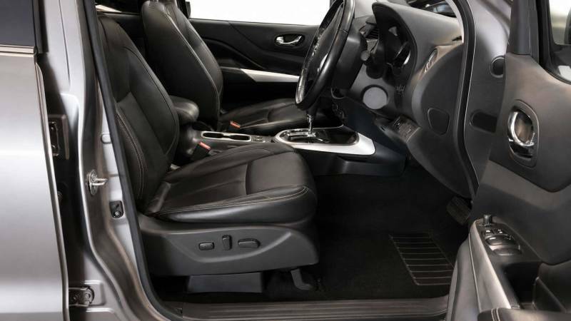 Nissan Navara Dci Tekna Shr Dcb Black #7
