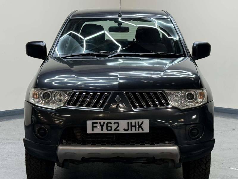 Mitsubishi L200  Black #7
