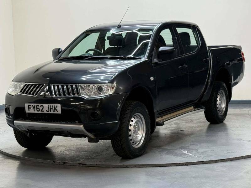 Mitsubishi L200  Black #22