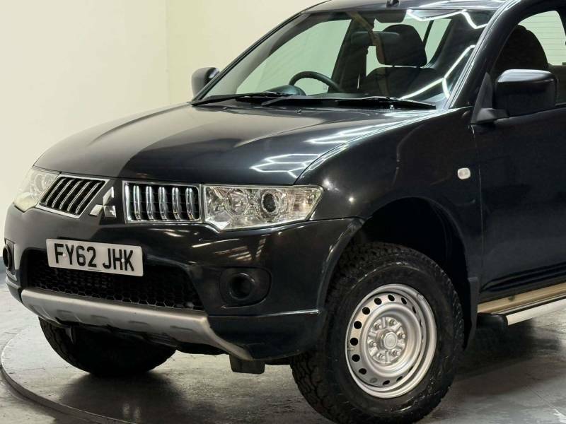 Mitsubishi L200  Black #37