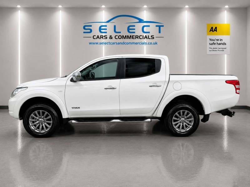 Mitsubishi L200 2.4 L200 Titan Double Cab Di-d 4X4 4Wd White #6