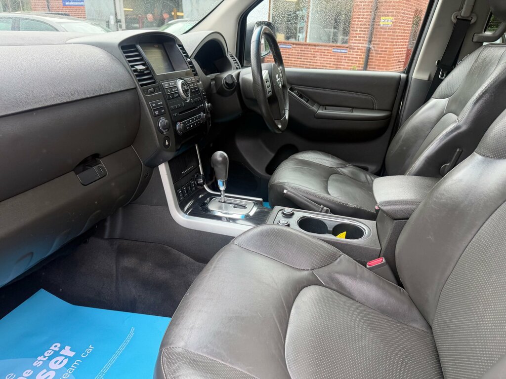 Nissan Pathfinder 2.5 Dci Tekna Silver #35