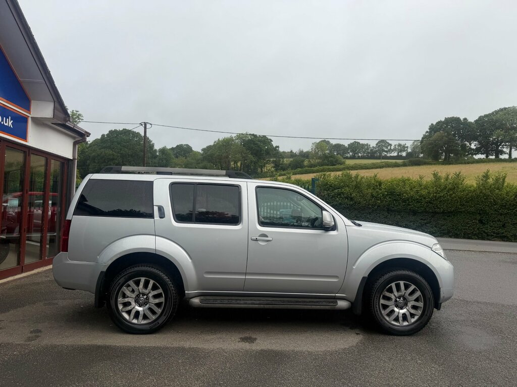 Nissan Pathfinder 2.5 Dci Tekna Silver #8