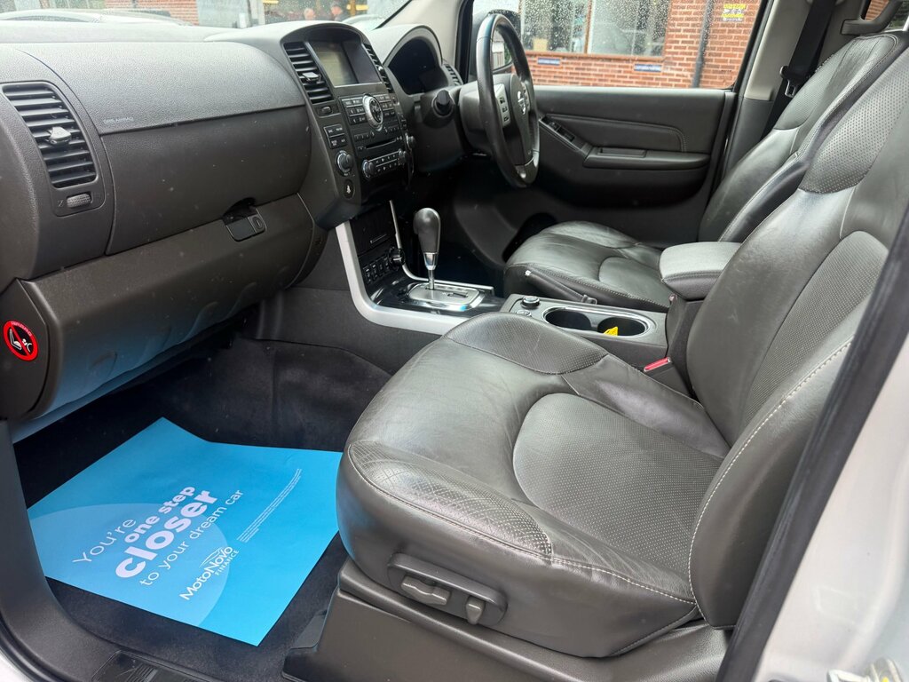 Nissan Pathfinder 2.5 Dci Tekna Silver #34
