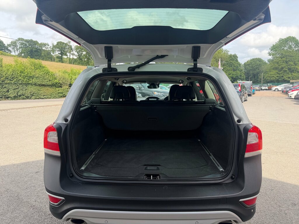 Volvo XC70 2.0Td D4 181Bhp Se Silver #25