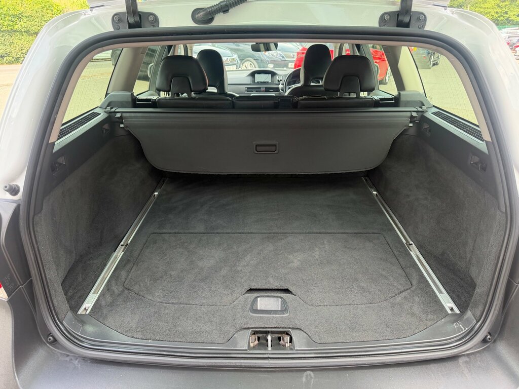 Volvo XC70 2.0Td D4 181Bhp Se Silver #28