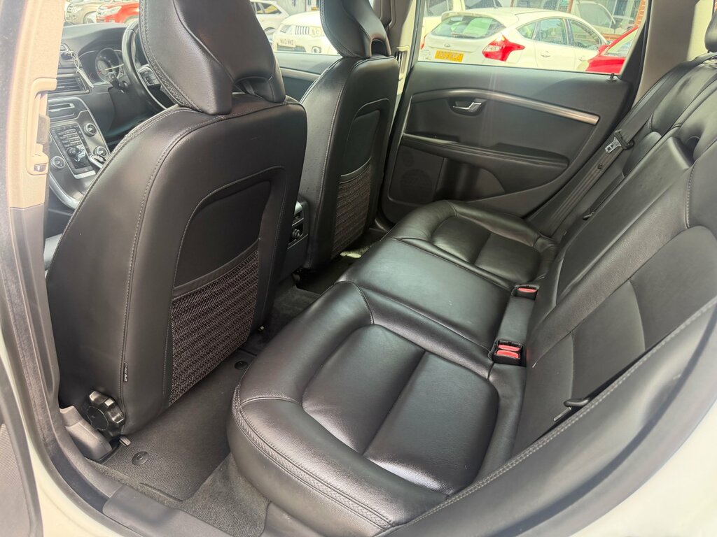 Volvo XC70 2.0Td D4 181Bhp Se Silver #30