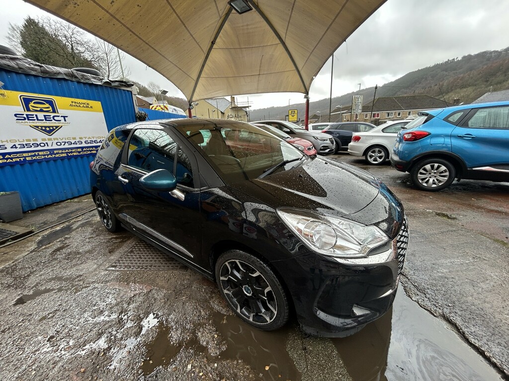DS DS 3 Hatchback 1.2 Puretech Elegance 201616 Black