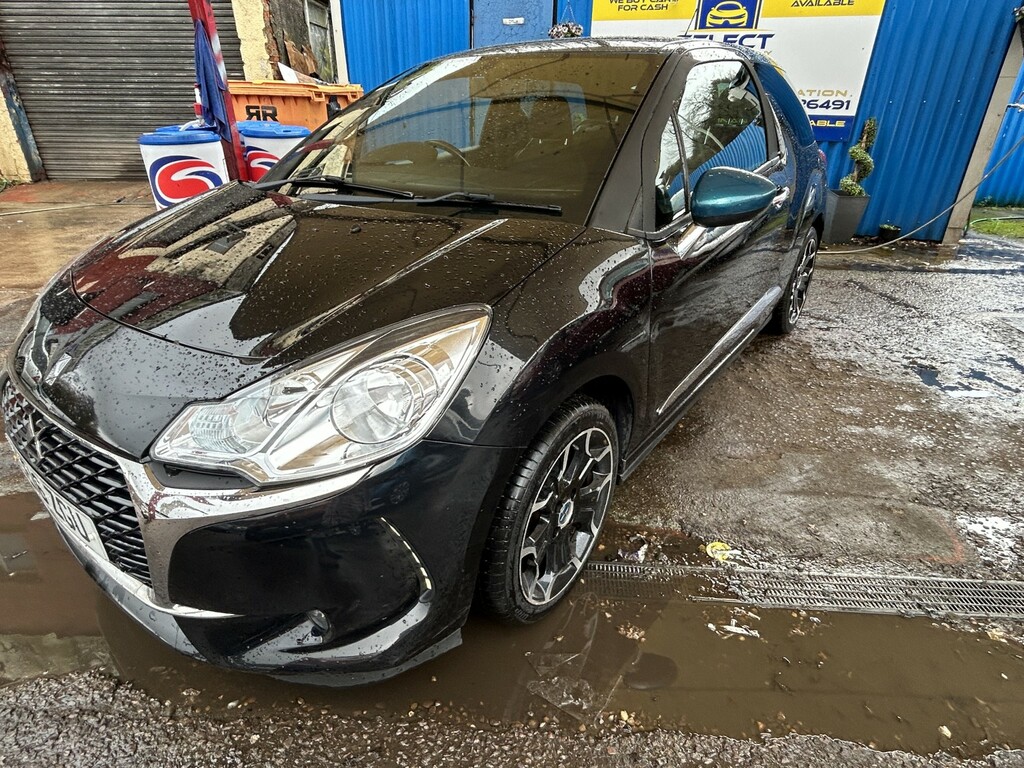 DS DS 3 Hatchback 1.2 Puretech Elegance 201616 CE16ZGU Black #3
