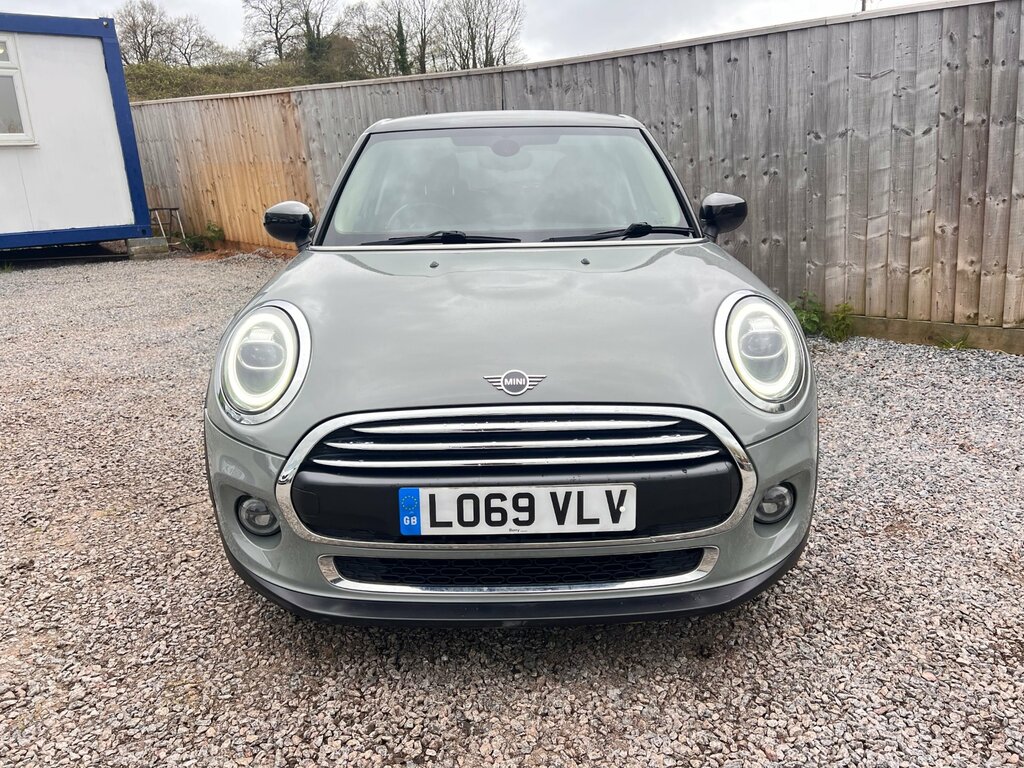 Mini Hatch 1.5 Cooper Exclusive Hatchback Steptron LO69VLV Grey #3