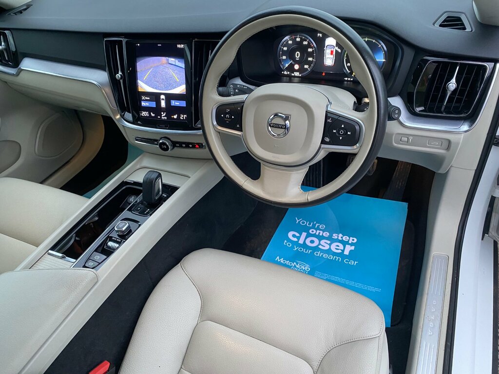 Volvo V60 2L Momentum Plus Grey #12