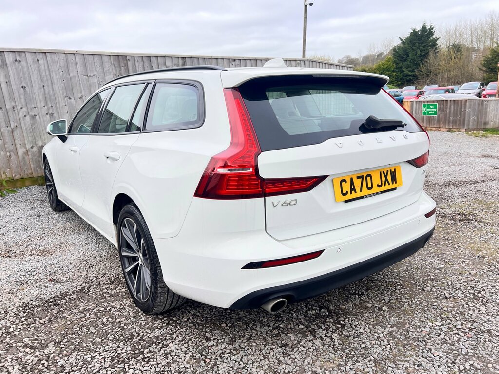 Volvo V60 2.0 B3 Mhev Momentum Estate Hybrid White #5