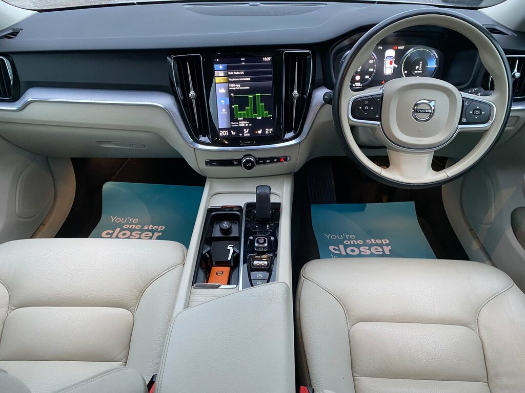 Volvo V60 2L Momentum Plus Grey #13