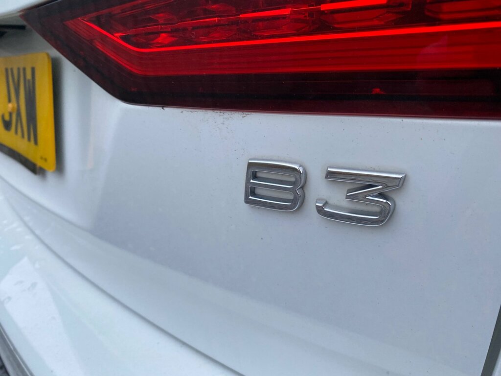 Volvo V60 2L Momentum Plus Grey #38