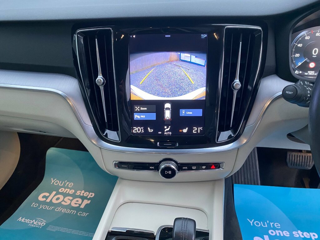 Volvo V60 2L Momentum Plus Grey #16