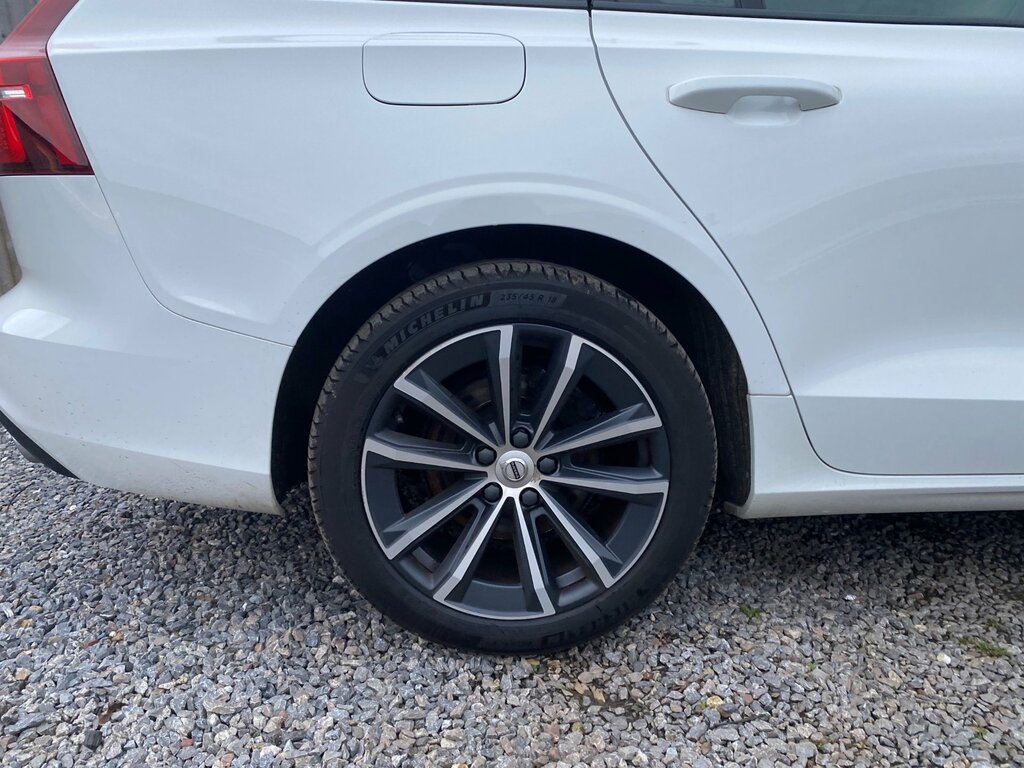 Volvo V60 2L Momentum Plus Grey #32