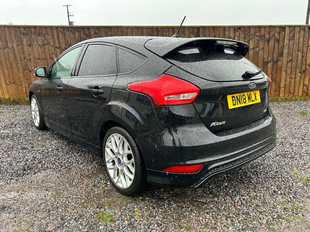 Ford Focus 1.0T Ecoboost St-line Hatchback DN18MLX Black #6